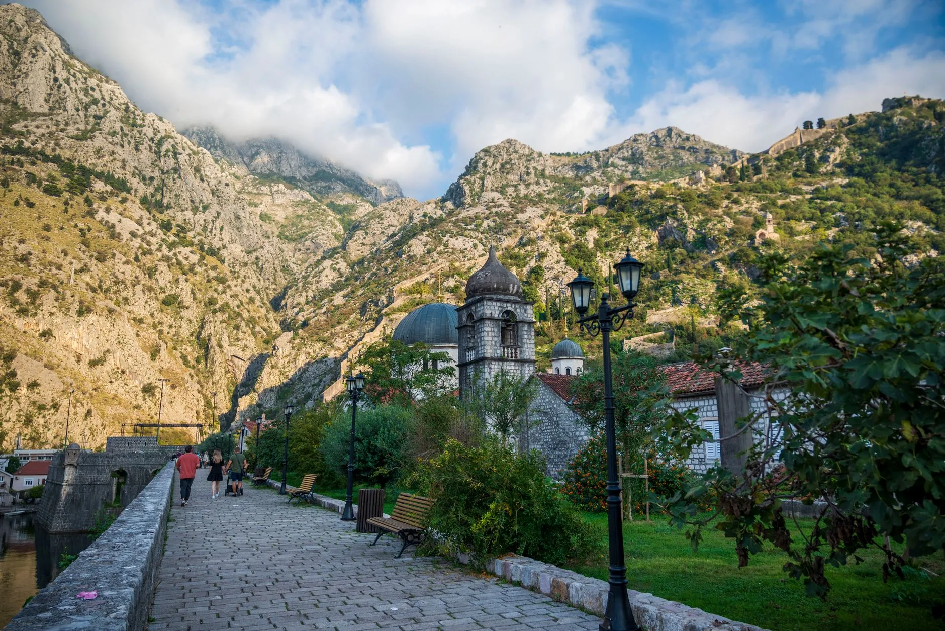 Jour 1 : Arrivée et immersion à Kotor
