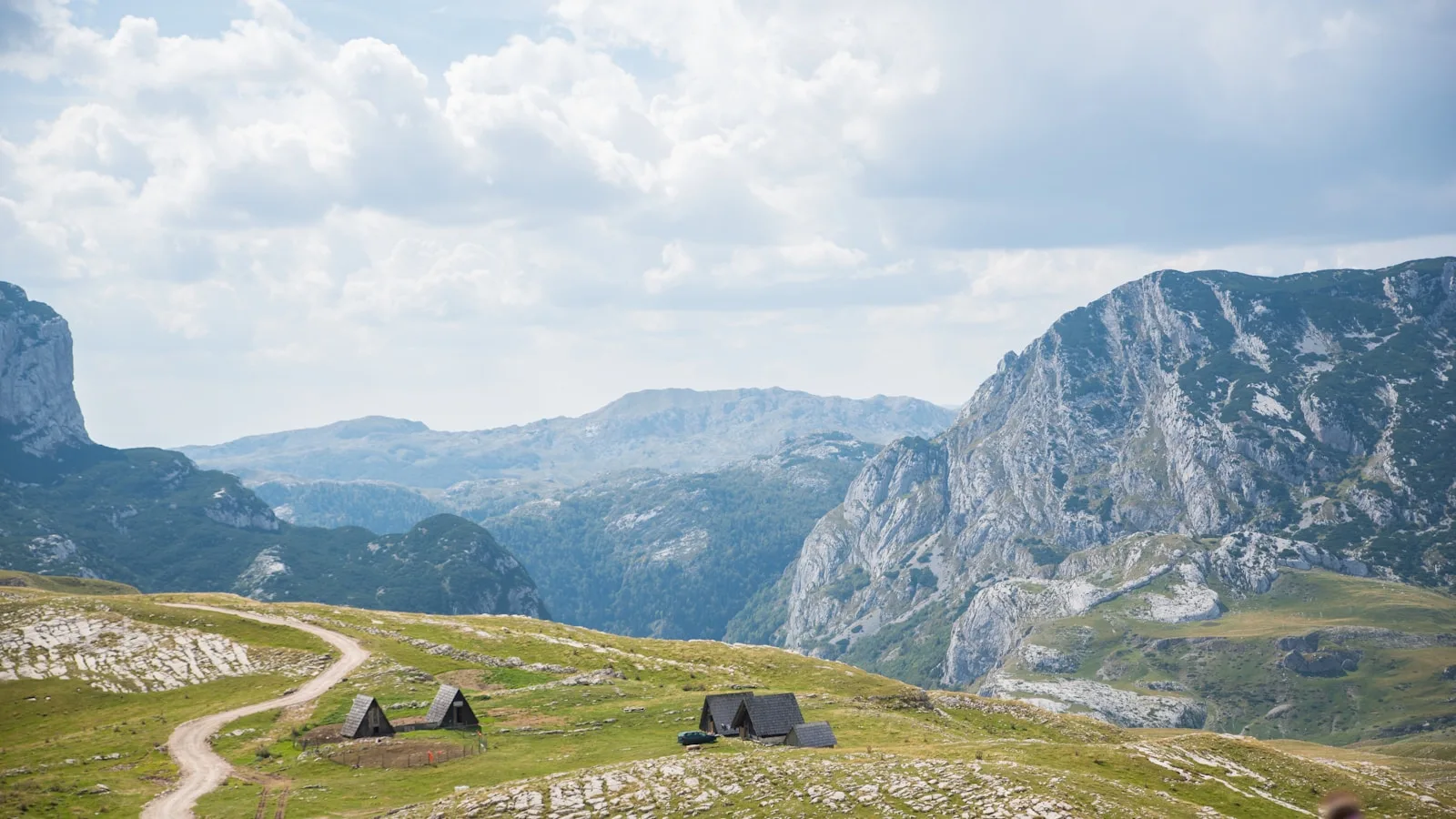 Camping et hébergements budget