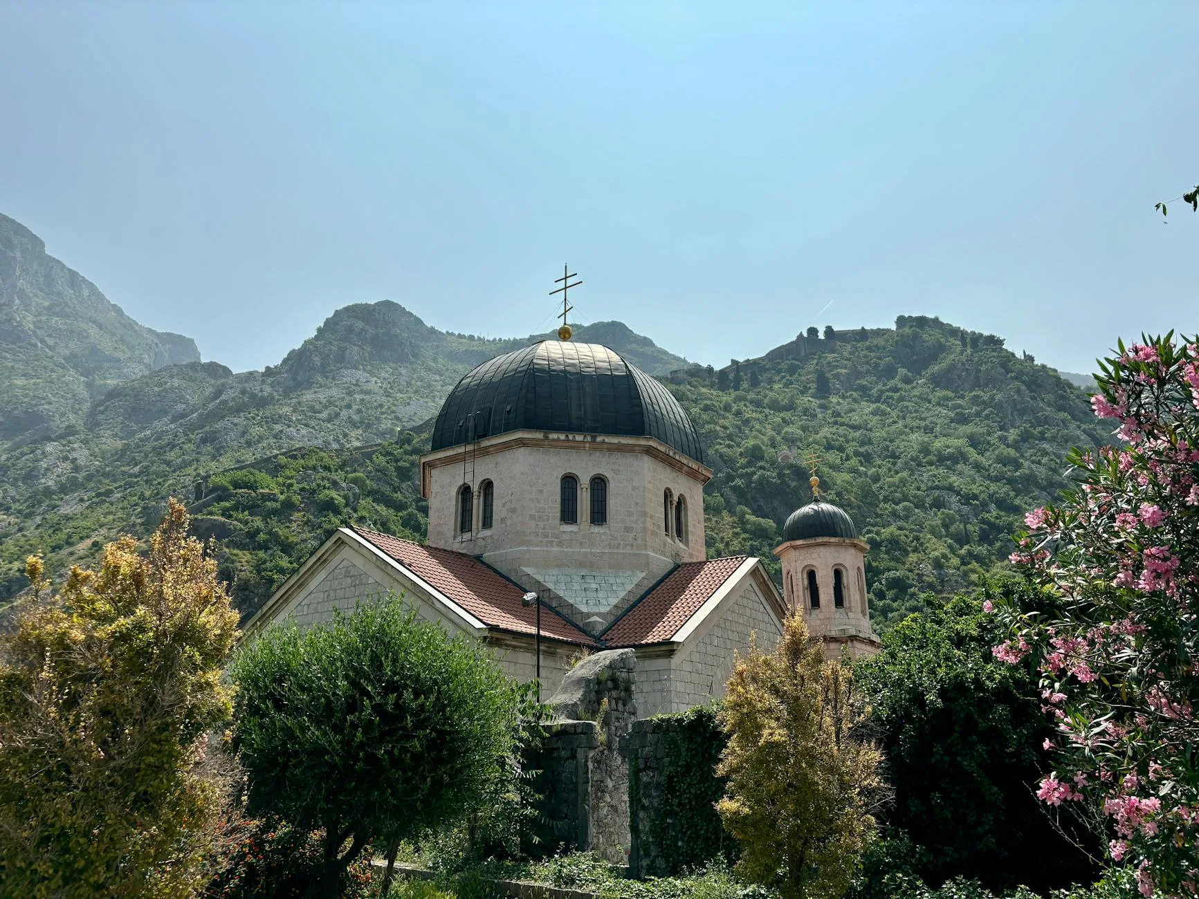 Le monastère de Cetinje : le cœur spirituel du Monténégro