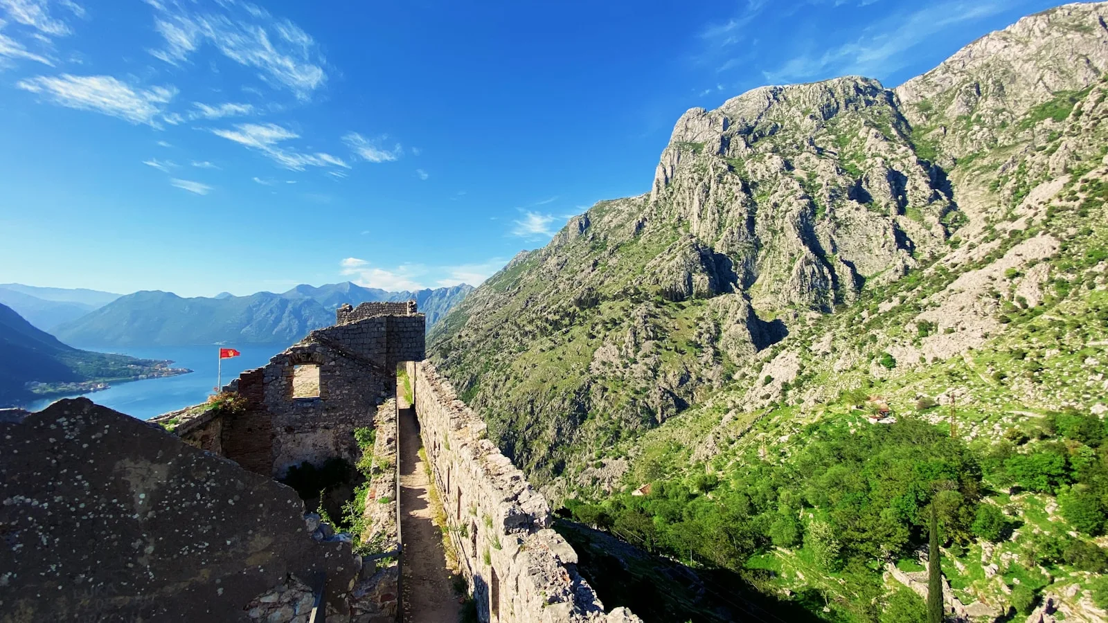 Les remparts et la forteresse San Giovanni